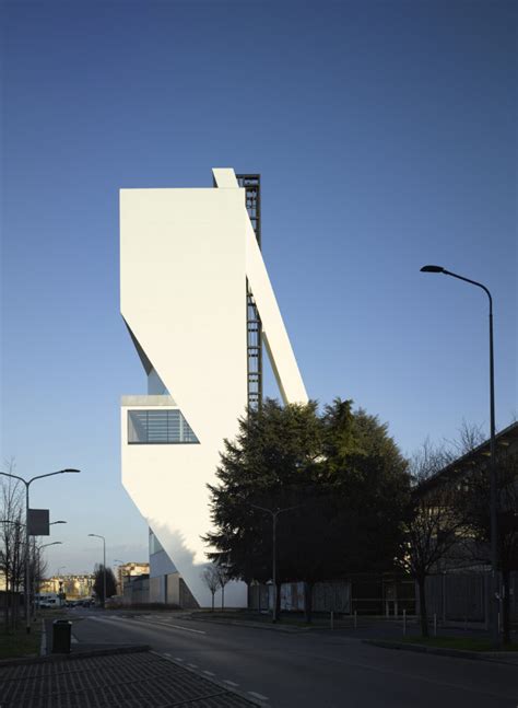 corte prada via sang girolamo|Gallery Tower at Fondazione Prada .